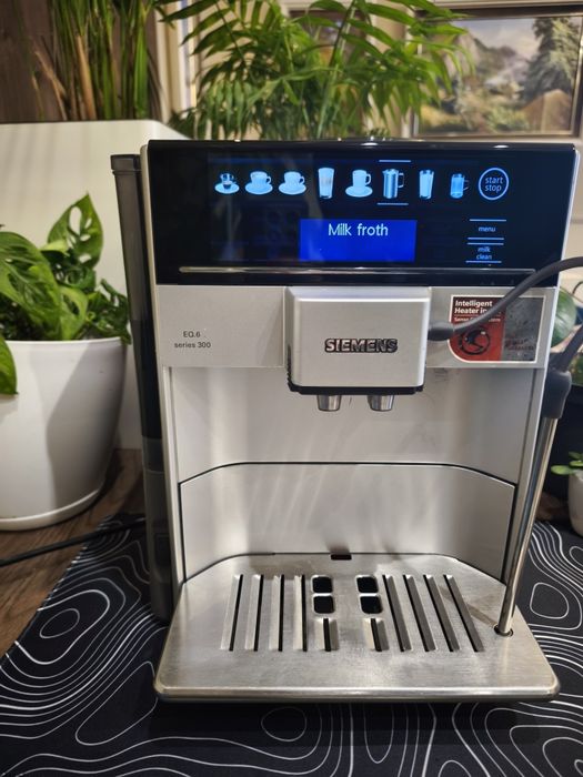 Кавомашина Siemens EQ 6 - капучино,лате,кава вдома!