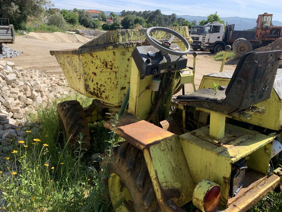 Dumper 4x4   Motor lombardini