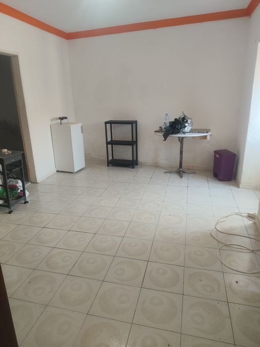 Arrendo casa enxara do bispo urgente sem contrato