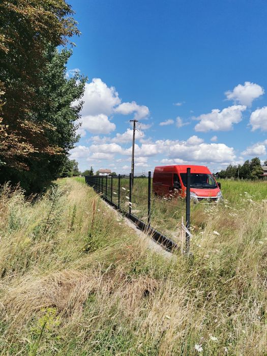 Montaż ogrodzeń panelowych