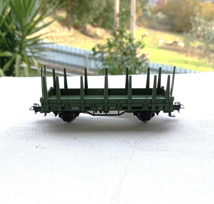 MARKLIN 4459, Vagão de transporte com estacas