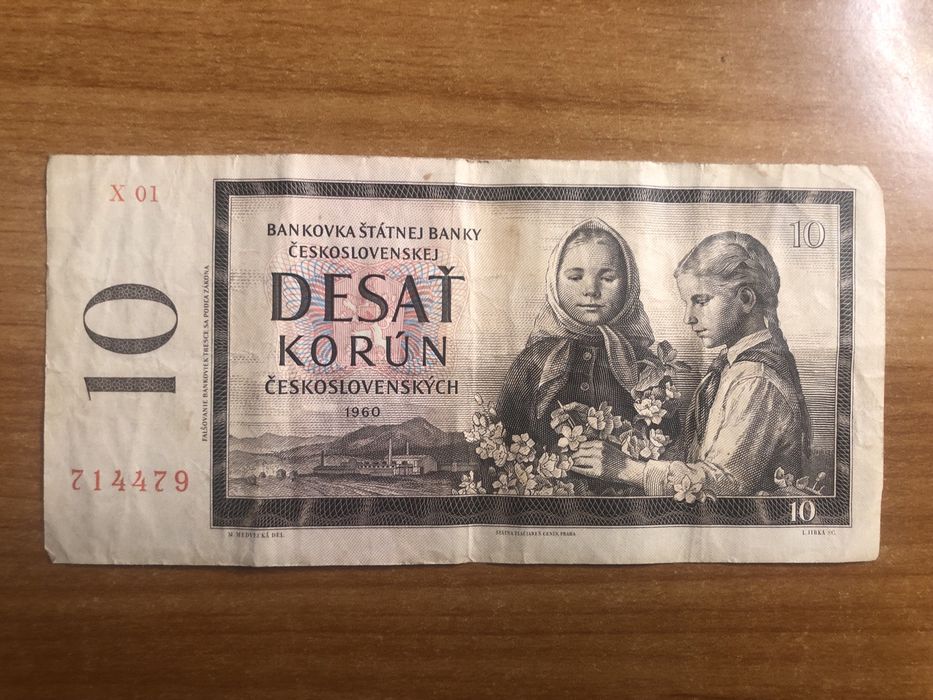 Banknot Czechosłowacja 10 koron seria X 01