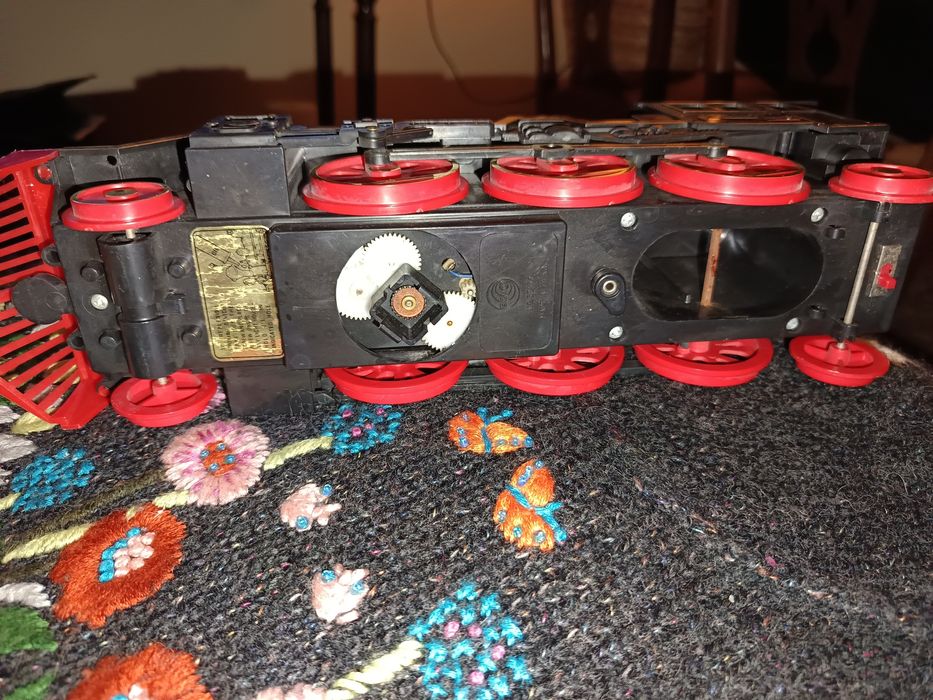 Comboio grande com pilhas novo.Bus London.Brinquedos forno grande