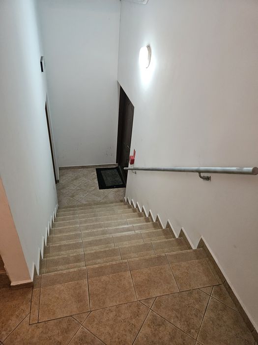 Lokal do wynajęcie Pod Arkadami (Usługi / biuro)