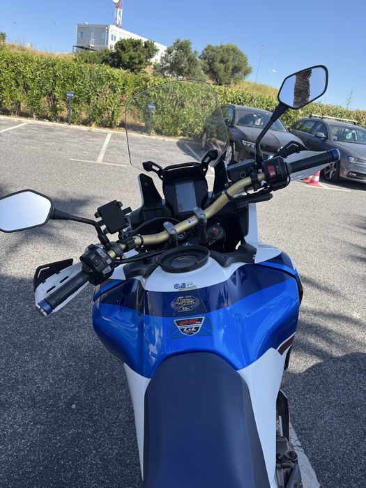 Honda Africa Twin Big Tank