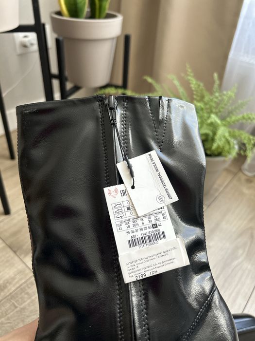 Ботильйони чоботи черевики ботінки сапожки zara 41 лакові квадрат