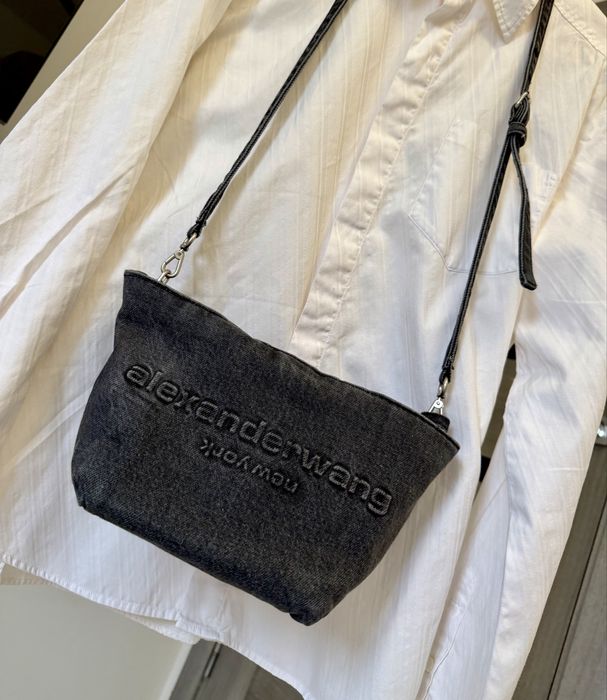 Alexander Wang сумка на коротких ручках або довгий пасок є