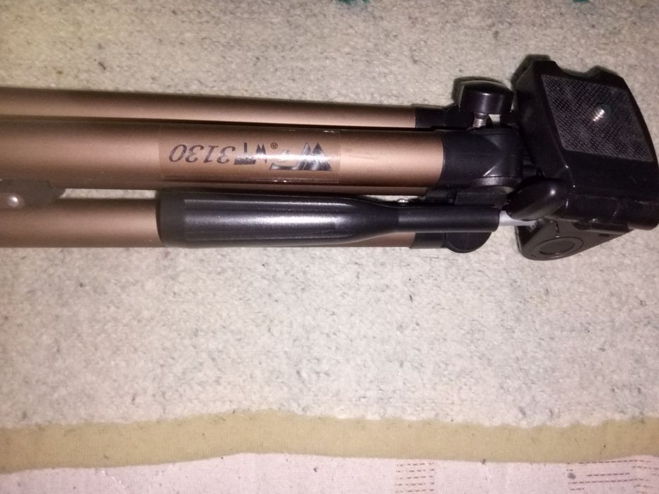 Tripé para câmeras de Filmar e de fotografias c/ medidor de regularida