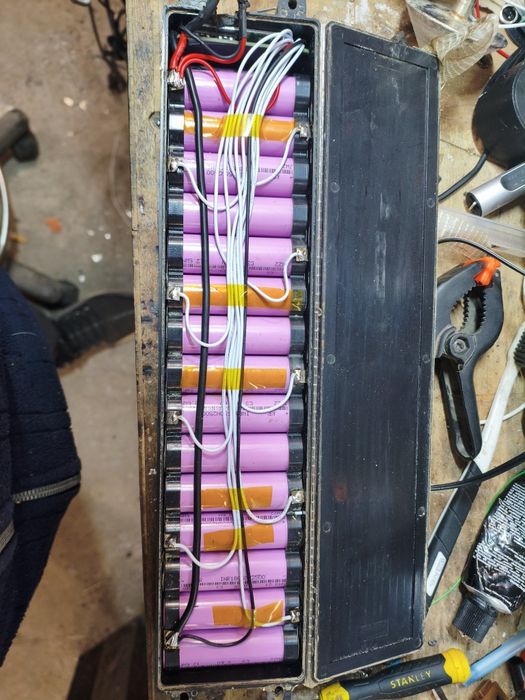 Ремонт та відновлення акумулятора