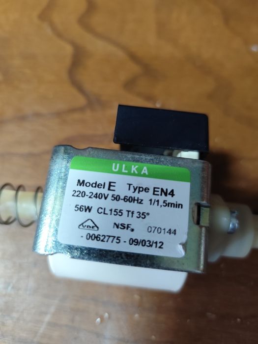 Bomba vibratória ULKA Model E — Type EN4 (Nespresso)