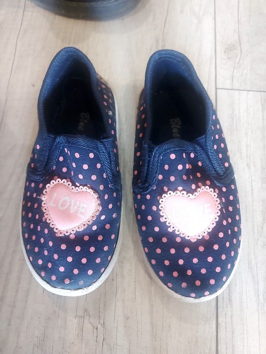 Тапочки в садок. Мокасини 27 розмір