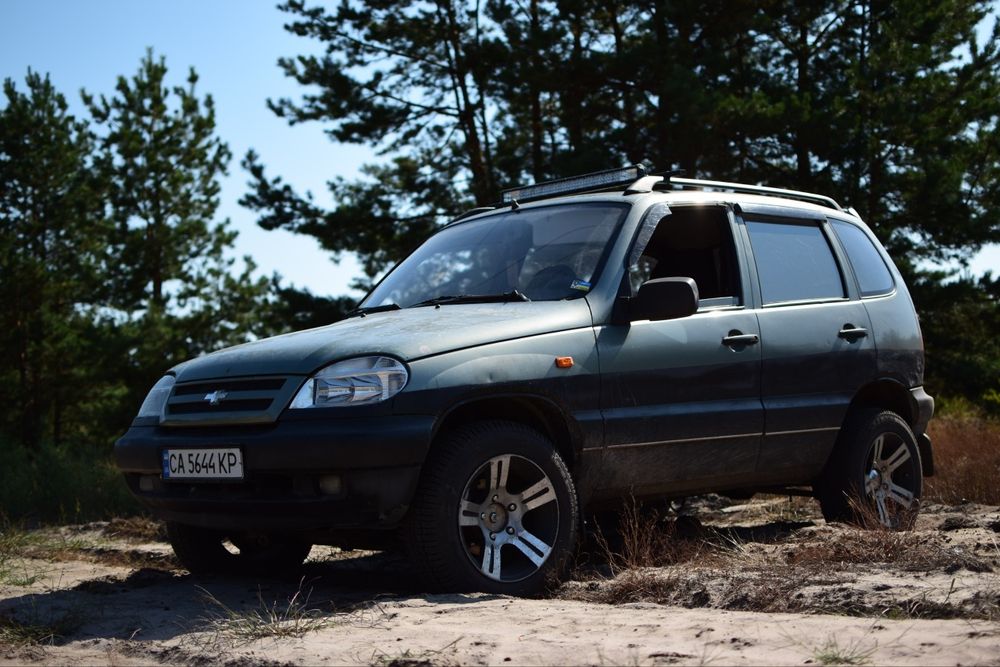 Chevrolet niva 4x4 нива