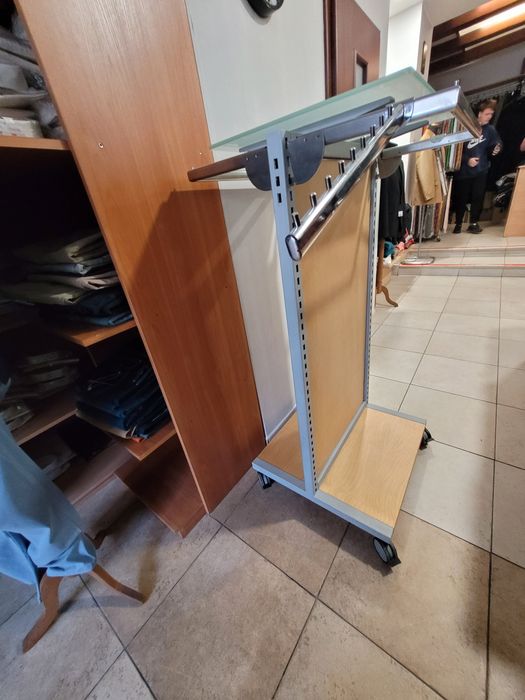Gondola na odzież