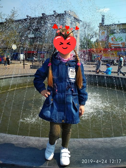 Джинсовая куртка на 5-6 лет