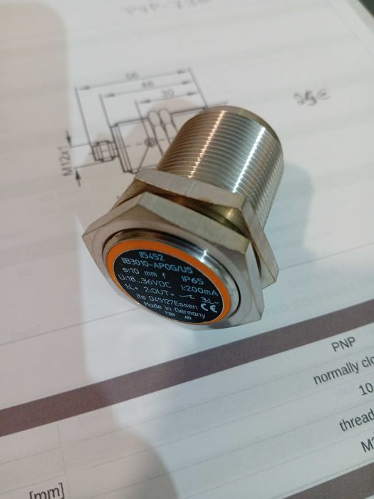 IFM Inductive Sensor, 30 mm, PNP, 24 VDC64553240295554121