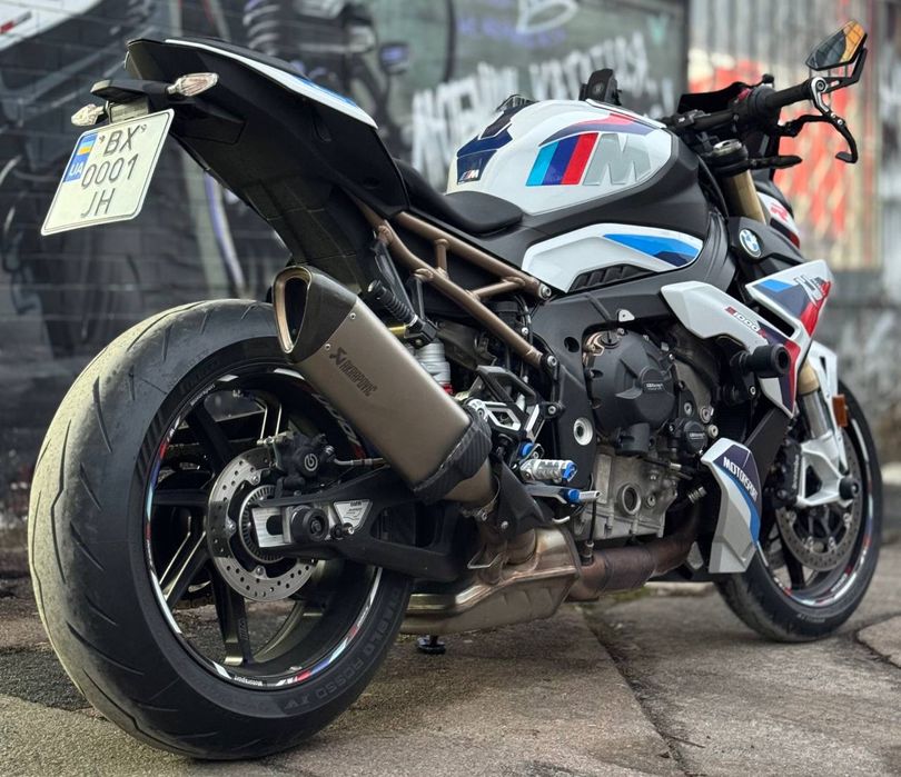 BMW S1000R 2022 рік