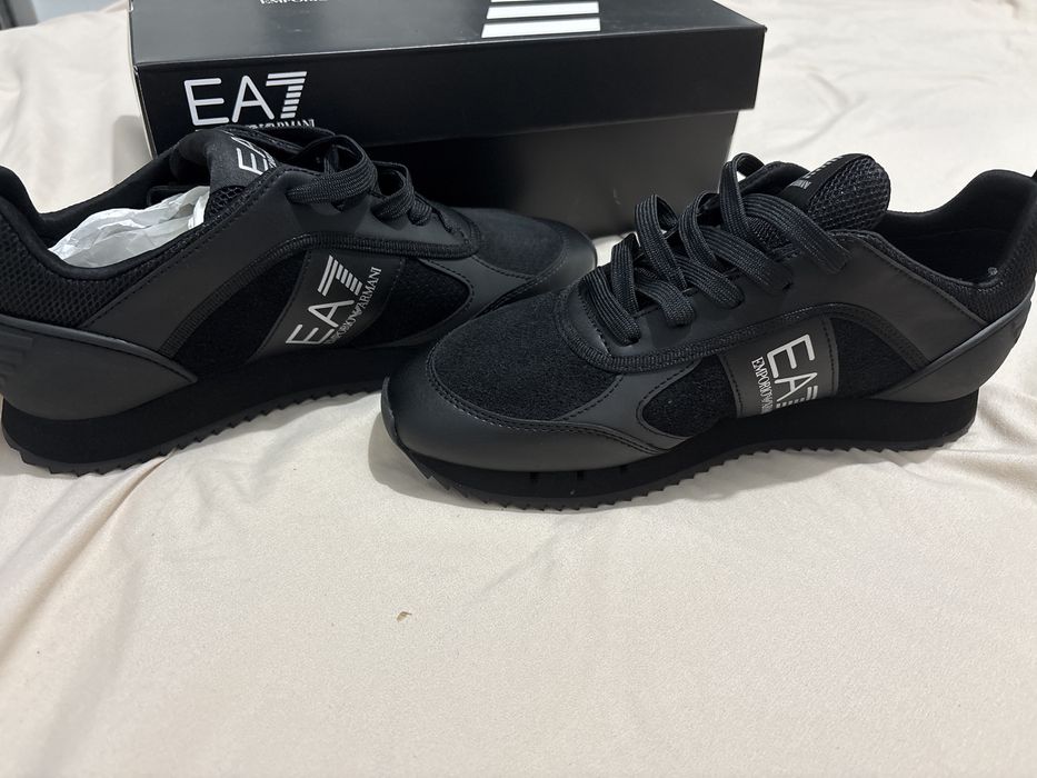 Sapatos Emporio armani nunca usado novo