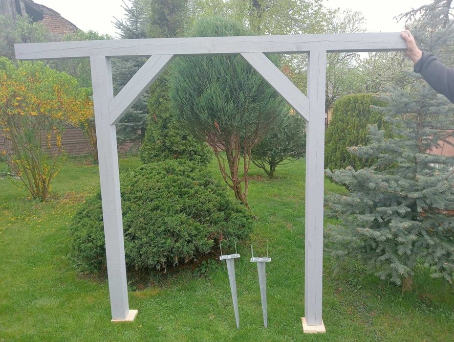 Konstrukcja drewniana pod kokon wiszący