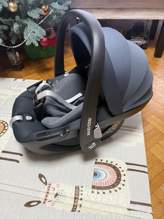 Автокрісло автолюлька Maxi-cosi Pebble 360