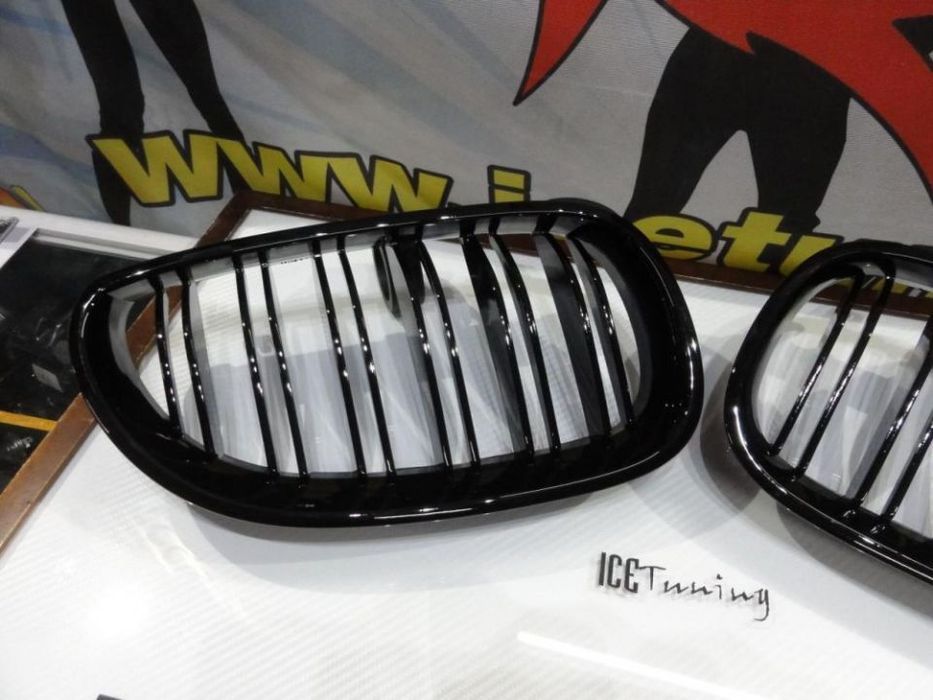 Grelha frontal BMW E60 2003-2010 M5 look / dupla lamina em preto piano brilhante