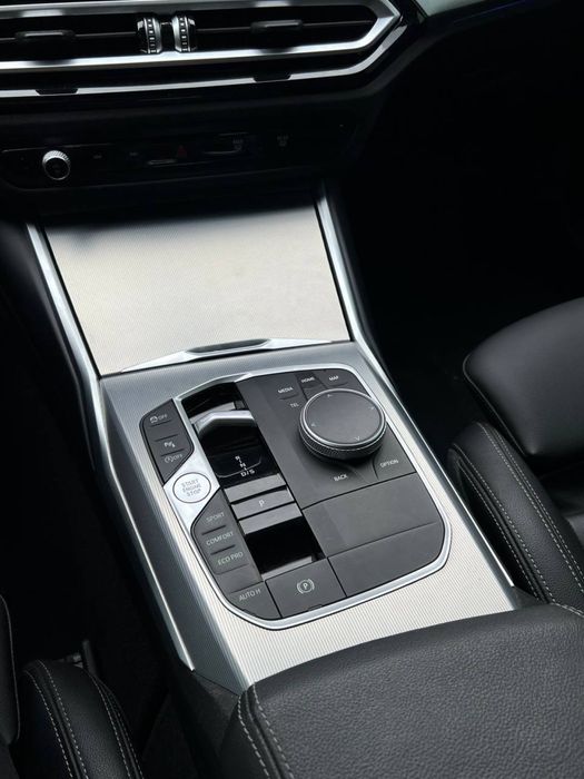 BMW 330i M Sport Pro 2024  | Максимальна комплектація