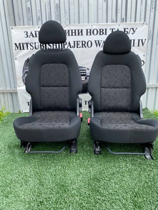 Сидіння Mitsubishi colt від 2008 до 2013