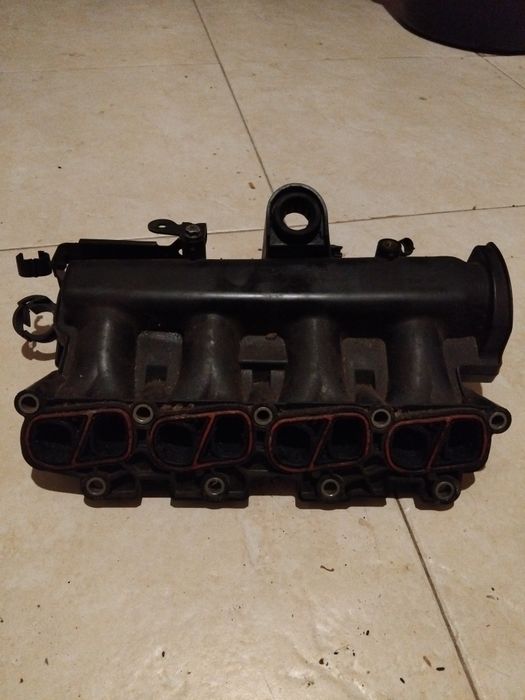 Vendo coletor de admissão alfa romeo mito  como novo  1300 diesel