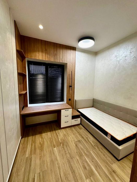 Продам дом с бассейном Новоалександровка