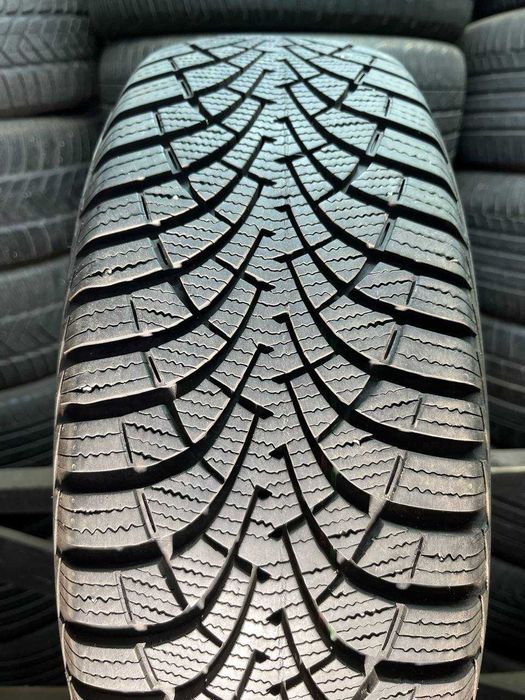 205/60 R16 Goodyear комплект зима