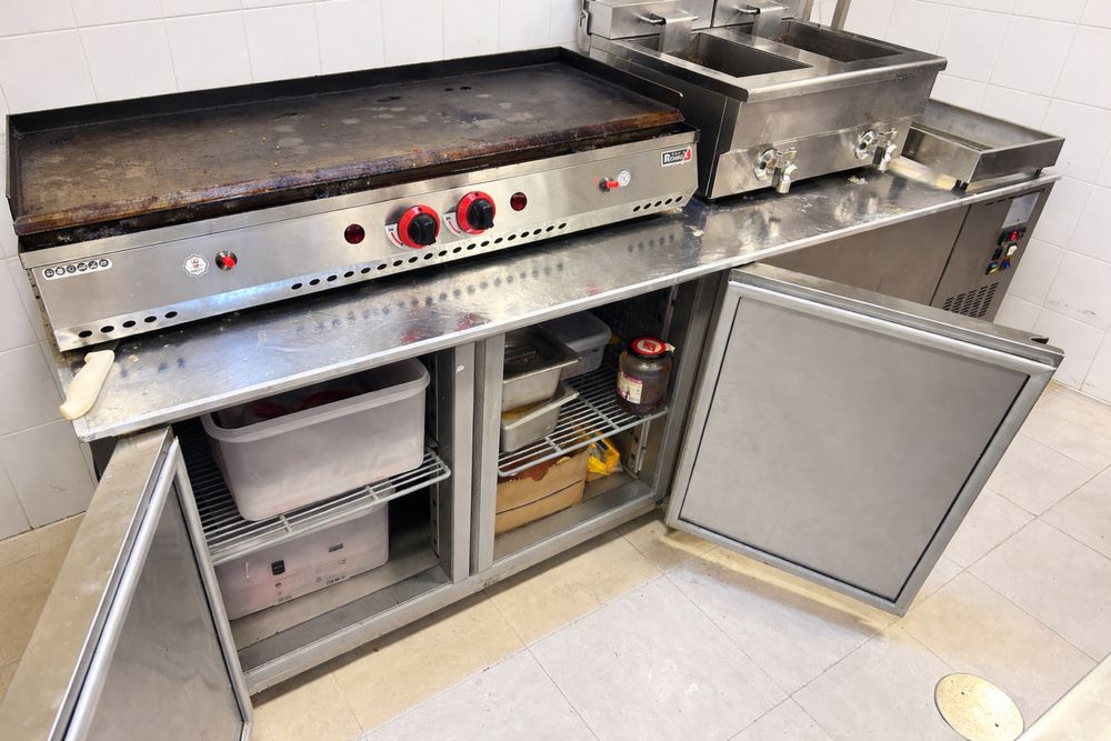 Bancada Refrigerada Industrial 2 Metros Inox