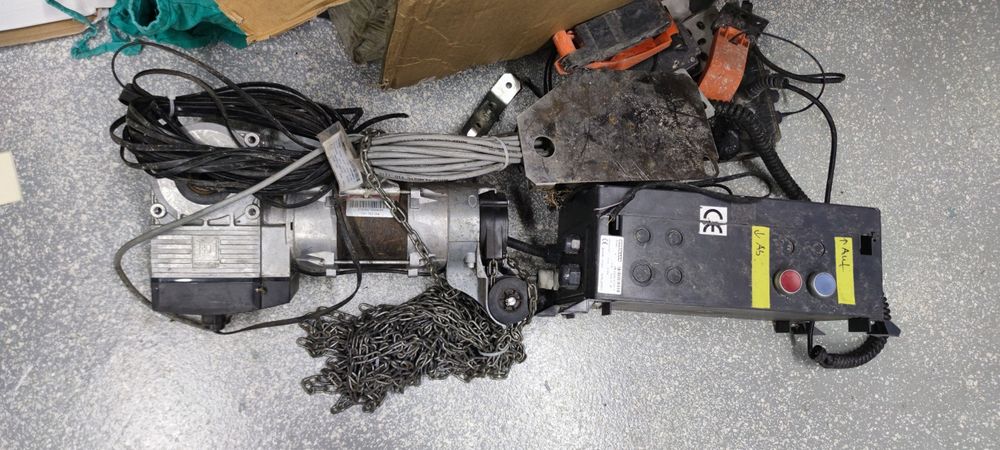 Napęd elektryczny silnik do bramy przemysłowej Hormann a445  WA400