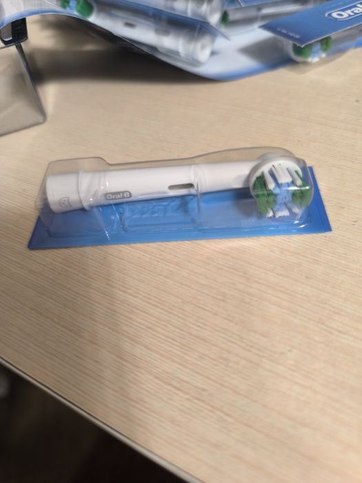 Насадка Oral-B Precision Clean