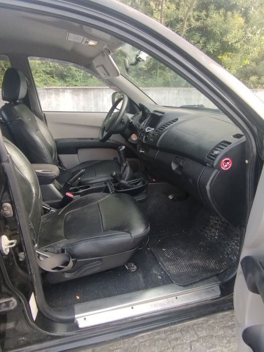 Mitsubishi L200 2.5 DCI