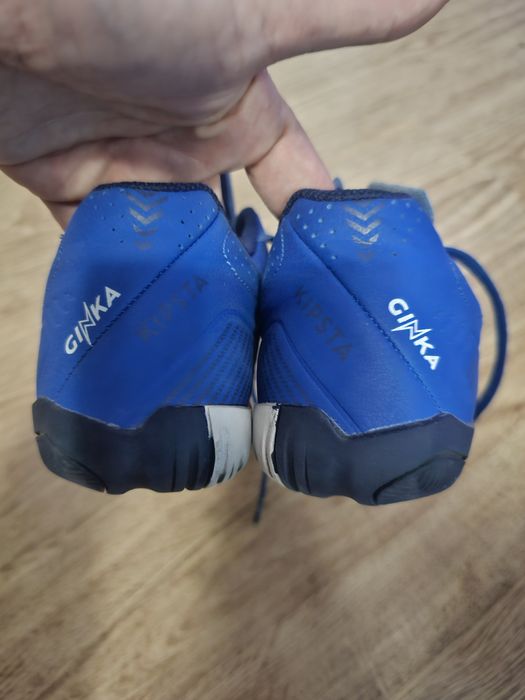 Męskie buty typu halówki