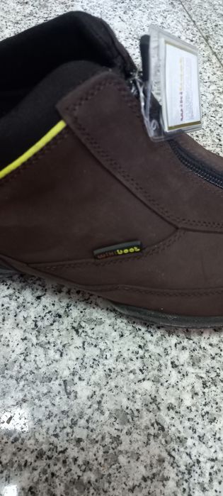 Sapatilhas WIKI BOOT 42 novas