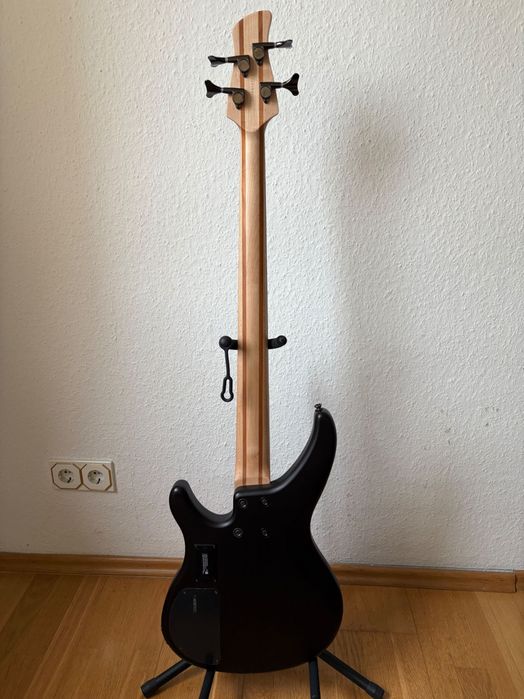 Бас Гітара Yamaha TRBX604fm