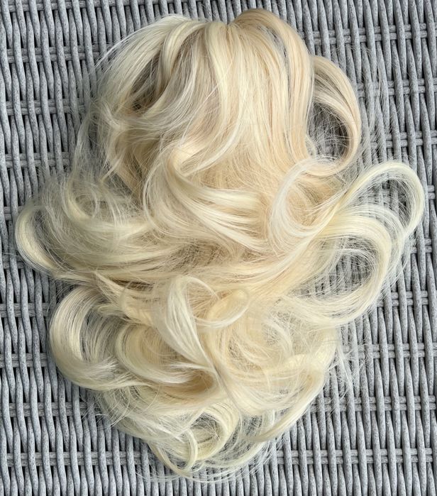 Premium Ultra włosy doczepiane, jasny blond, kucyk, klamra 34 cm 141.