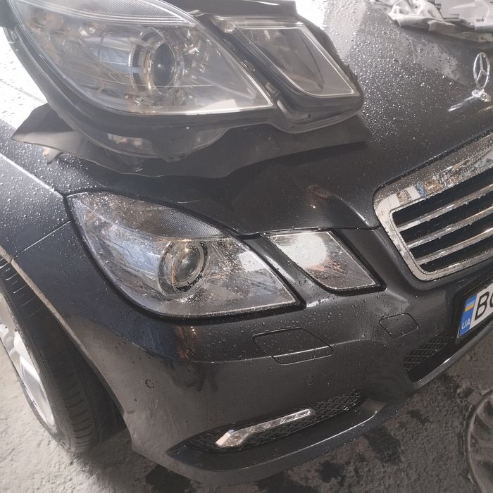 Фари Mercedes w212 в нормальному стані