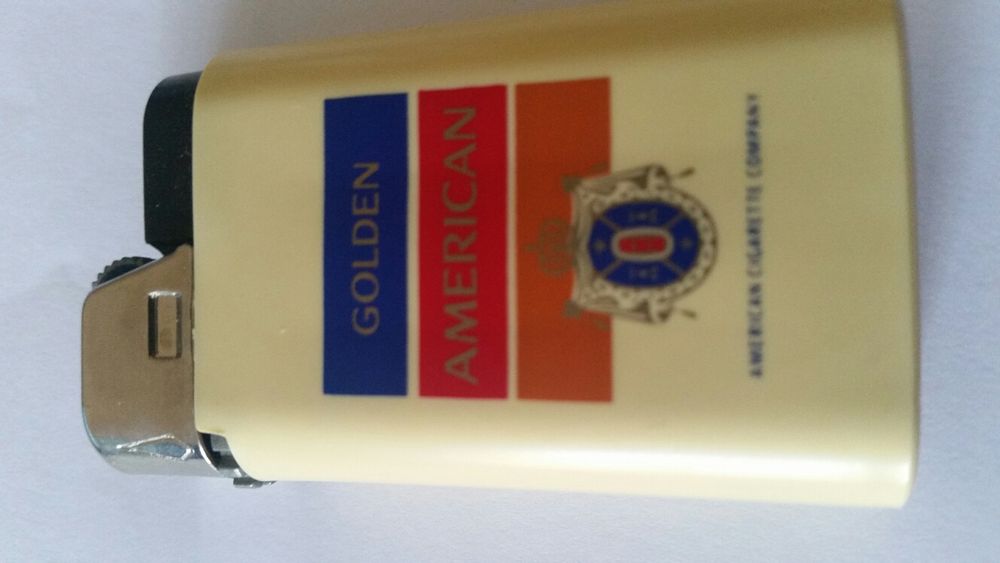 Zapalniczka Golden American Djeep lata 90-te i inne gadżety