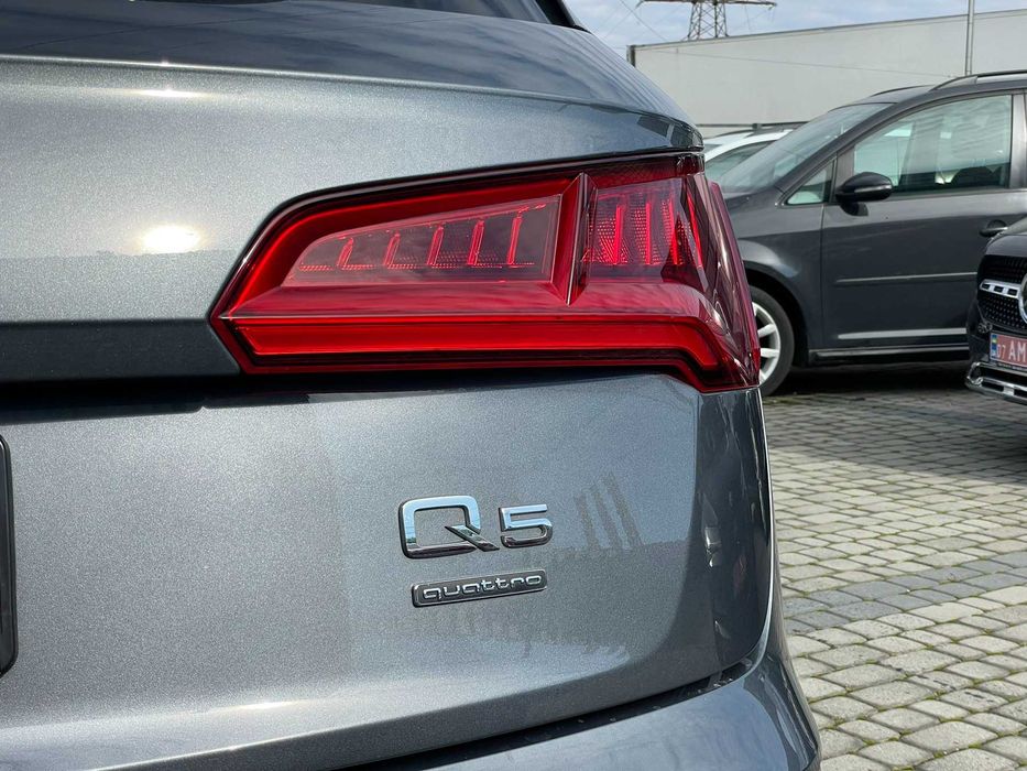 Audi Q5 2019 VIN WAUZZZFYXK2084489 фото оголошення 12 з 19