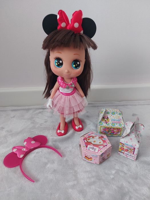Boneca com orelhas Minnie Mouse