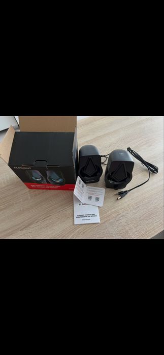 głośników komputerowych 2.0 ELEGIANT SR600 10W LED