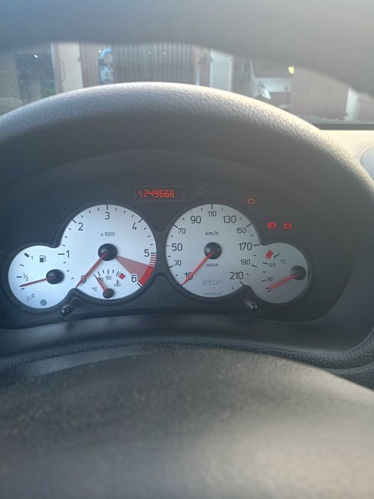 Auto osobowe Peugeot 206