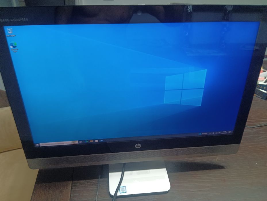 HP EliteOne 800 G2 de 23 polegadas   Touch All-in-One PC. (Como novo)