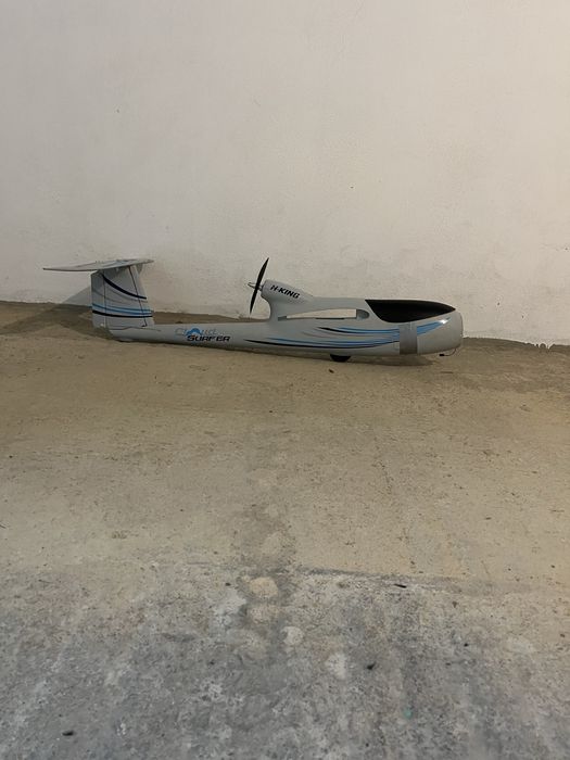 Aeromodelo Cloud Surfer