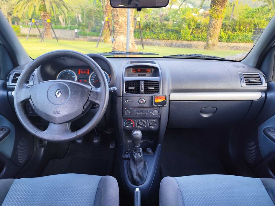 Renault Clio 1.5 Dci 80 Cv´s - Nacional - Motor com 150 Mil Km´s - 5 Lugares - Revisão Feita