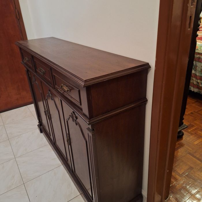 Aparador madeira maciça