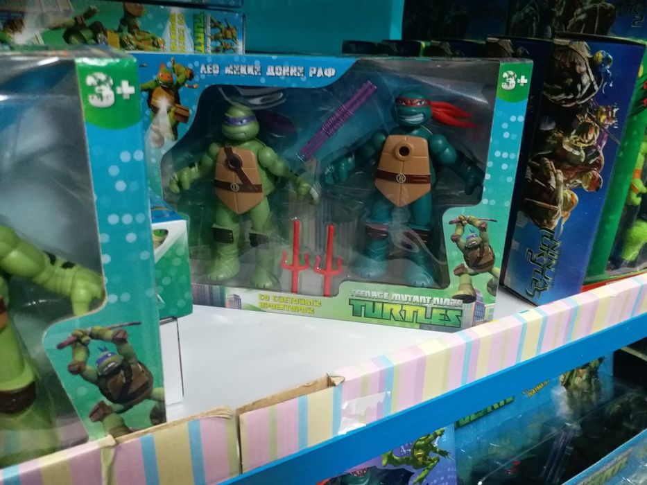 Zestaw figurki żółwie ninja