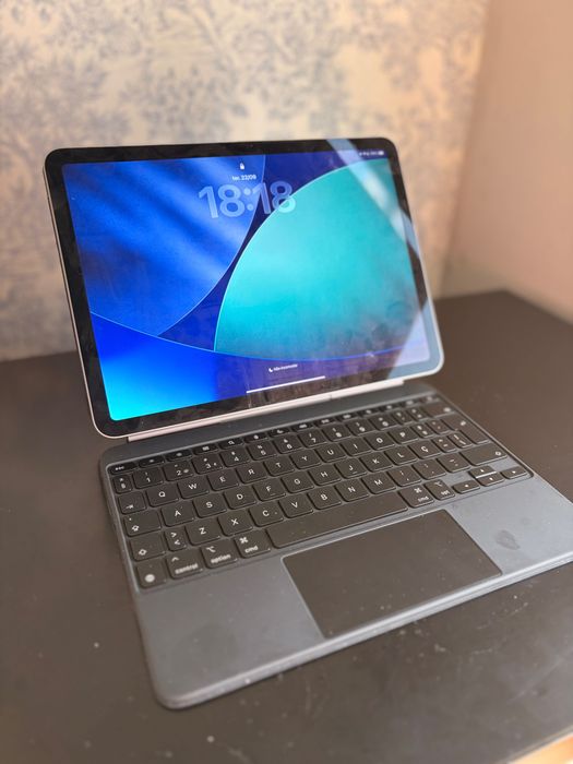 Aipad Air-11 2026 11’’ + Teclado Magic Apple