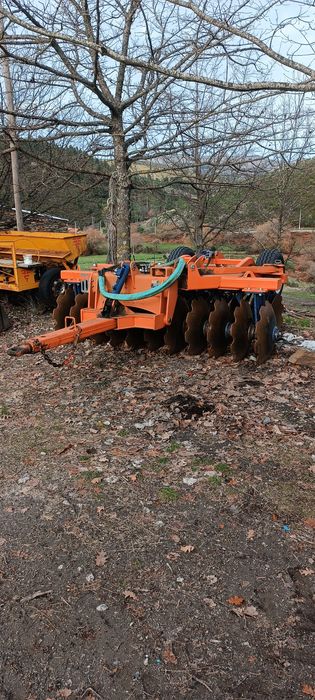 Grade de discos rebocavel